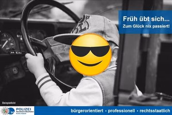 Cảnh sát Soest cho đăng lên Facebook thông tin vụ việc cùng hình ảnh đã che mặt cậu bé vi phạm. Ảnh: DW. Bé 8 tuổi lấy trộm xe hơi của mẹ phóng như bay trên xa lộ