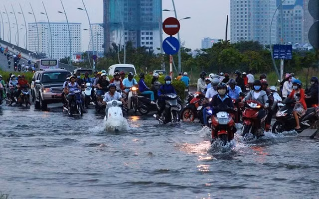 Ngập lụt vẫn là nỗi ám ảnh chưa thể giải quyết của người dân TPHCM trong thời gian tới