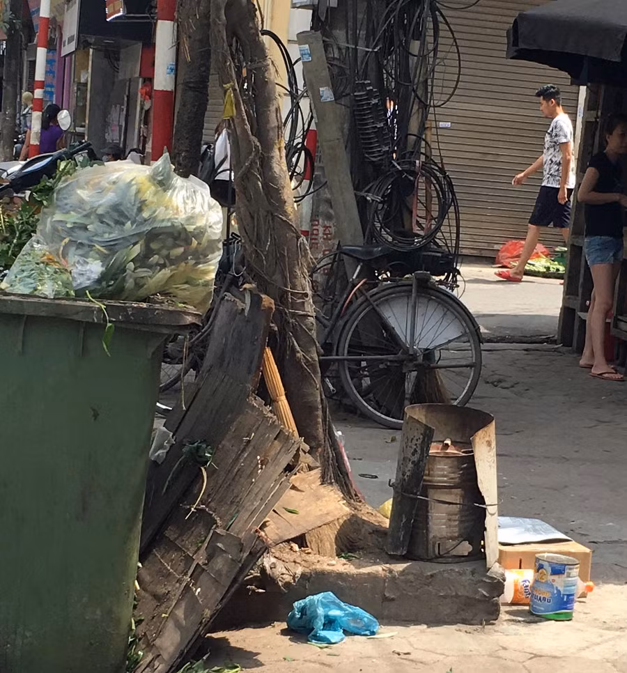 Bếp than tổ ong được đặt ở khắp nơi