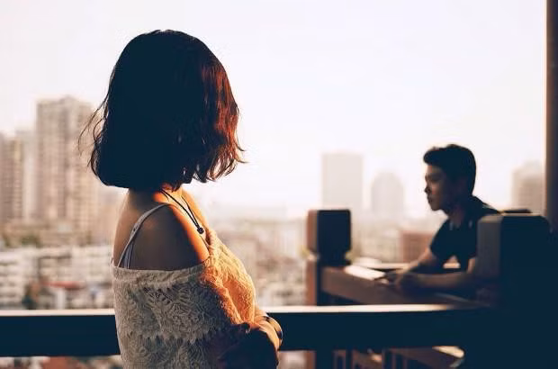  Từ hôm đó đến nay, tôi nhìn thấy mặt chồng là bực bội. (Ảnh minh họa) 
