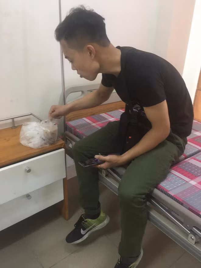 Cười rụng tim chuyện chồng vụng đưa vợ đi đẻ: Vợ đau lắm không? Hay thôi về đi, không đẻ nữa - Ảnh 3. Cười rụng tim chuyện chồng vụng đưa vợ đi đẻ: Vợ đau lắm không? Hay thôi về đi, không đẻ nữa - Ảnh 3.