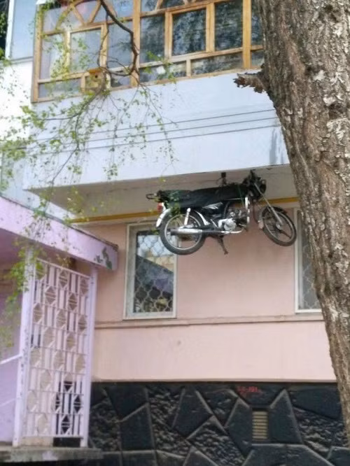 Tuyệt chiêu bảo vệ xe máy khiến trộm cắp chào thua.