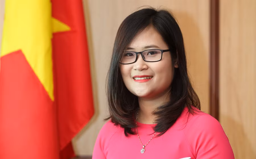 Cô giáo Hà Ánh Phượng. 