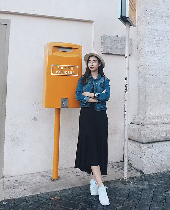 Từ “Hoa hậu giản dị nhất”, Đỗ Mỹ Linh từng bước trở thành “yêu nữ hàng hiệu“ ảnh 1