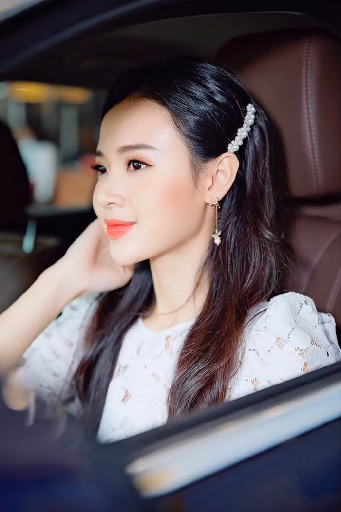 Những hot girl Việt mua nhà, tậu xe tiền tỷ ở tuổi đôi mươi ảnh 5