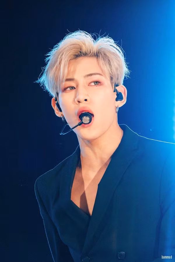  Chính là thành viên BamBam của nhóm nhạc GOT7.