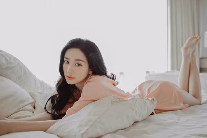 Những hot girl Việt mua nhà, tậu xe tiền tỷ ở tuổi đôi mươi ảnh 1