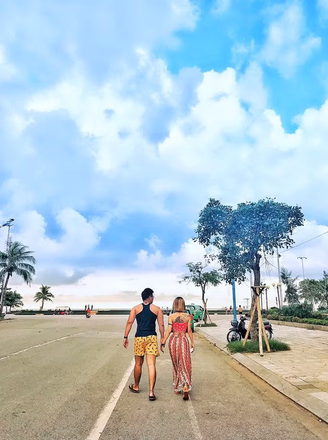 Thanh niên 6 múi bể dáng vì tăng vèo vèo 20kg sau khi kết hôn, biết lý do ai cũng giật mình - Ảnh 5. Thanh niên 6 múi bể dáng vì tăng vèo vèo 20kg sau khi kết hôn, biết lý do ai cũng giật mình - Ảnh 5.