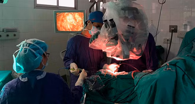 Bệnh nhi được phẫu thuật tại Bệnh viện Hữu Nghị Việt Đức.
