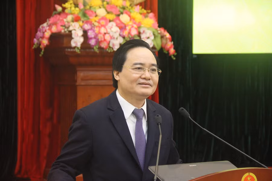 Bộ trưởng Phùng Xuân Nhạ phát biểu tại Hội nghị Bộ trưởng Phùng Xuân Nhạ phát biểu tại Hội nghị