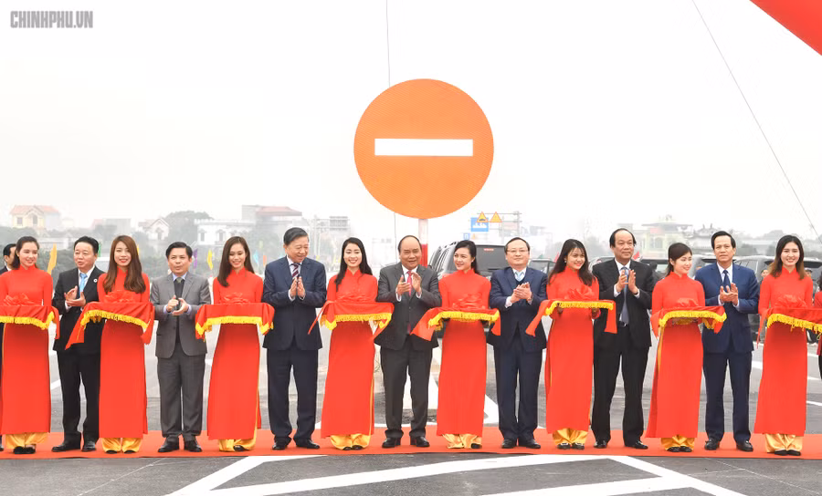 Thủ tướng phát lệnh thông tuyến nối hai cao tốc quan trọng ảnh 2 Thủ tướng phát lệnh thông tuyến nối hai cao tốc quan trọng ảnh 2