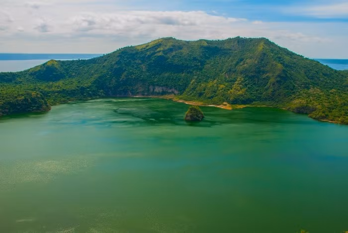 10 hòn đảo kỳ lạ ẩn giấu rất nhiều bí mật trong lịch sử không phải ai cũng biết