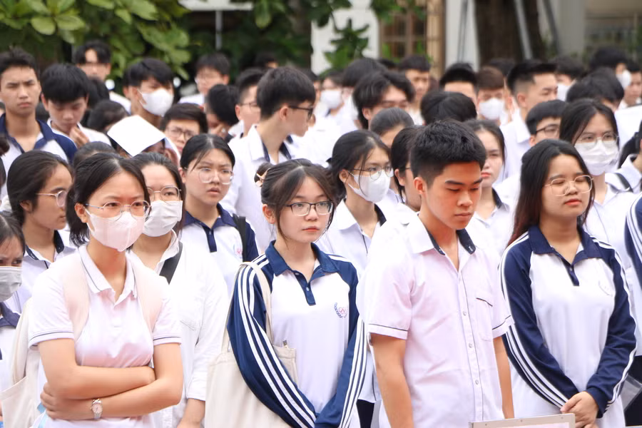 Điểm thi Trường THPT Trần Hưng Đạo có tổng số 687 thí sinh đăng ký dự thi. Điểm thi Trường THPT Trần Hưng Đạo có tổng số 687 thí sinh đăng ký dự thi.