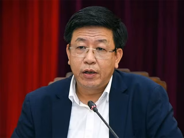 Ông Dương Đức Tuấn - Phó Chủ tịch UBND TP Hà Nội nói về lý do khiến dự án đường sắt đô thị Cát Linh – Hà Đông “lỡ hẹn” nhiều lần. Ảnh: IT