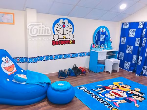 Nhà có 2 "nàng tiên", chị thích Doraemon, em yêu Hello Kitty ảnh 3 Nhà có 2 "nàng tiên", chị thích Doraemon, em yêu Hello Kitty ảnh 3