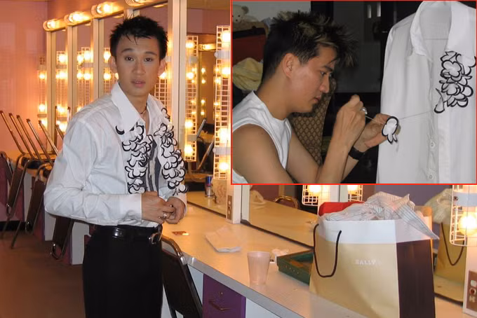 Trong những tháng năm song hành bên nhau, Đàm Vĩnh Hưng lặng lẽ góp nhặt những kỷ niệm với Dương Triệu Vũ. Với Mr. Đàm, kỷniệm về cái áo sơ mi đầu tiên anh tự thêu, đính hoa, khâu từng chiếc bôngcho lần đầu tiên xuất hiện của Vũ trên sân khấu chuyên nghiệp (ghi hình Thúy Nga số 73) như mới ngày hôm qua. mr-dam-duong-trieu-vu-tinh-cam-danh-cho-nhau-mai-khong-hoi-han-5