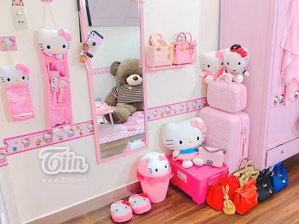 Nhà có 2 "nàng tiên", chị thích Doraemon, em yêu Hello Kitty ảnh 10 Nhà có 2 "nàng tiên", chị thích Doraemon, em yêu Hello Kitty ảnh 10