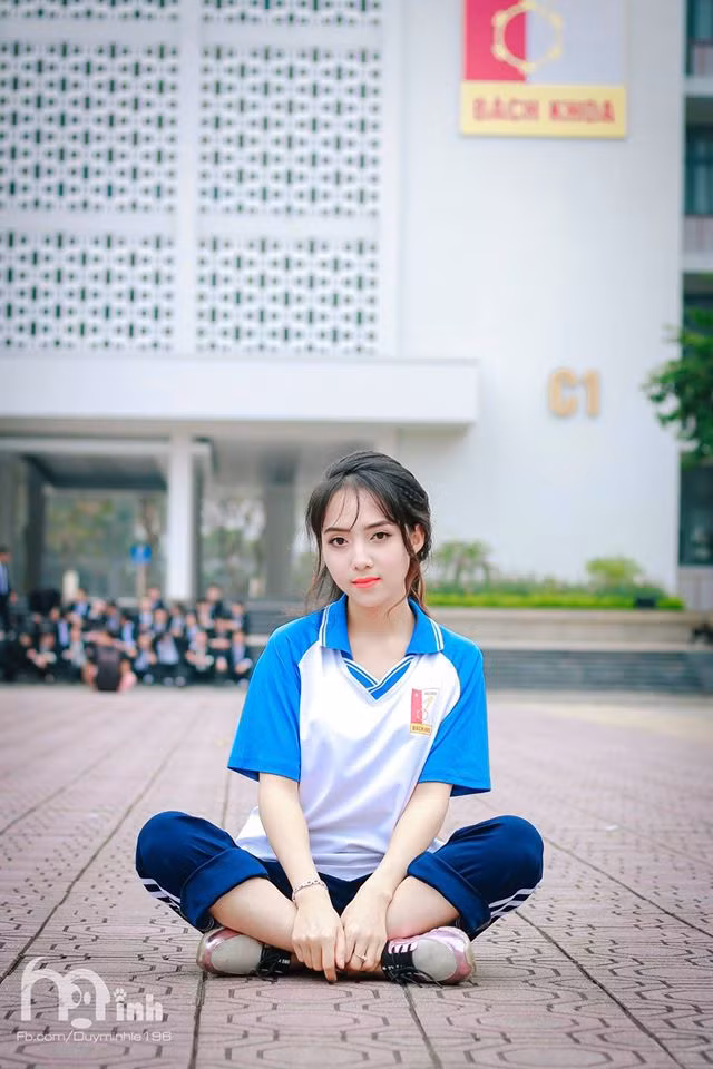 Nhan sắc không phải dạng vừa đâu của nữ sinh Bách Khoa đang gây sốt MXH - Ảnh 9.