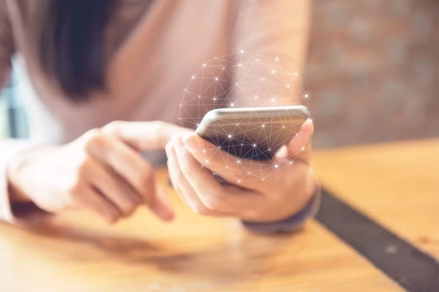 Luôn cập nhật những nghiên cứu mới nhất về tác động tiềm tàng của bức xạ wifi đến sức khỏe. (Ảnh: ITN)