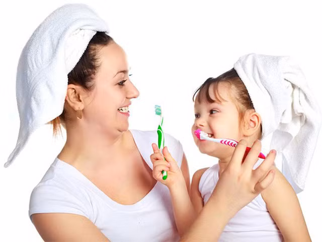 90% người đánh răng sai cách, sửa ngay để không mất răng ảnh 2
