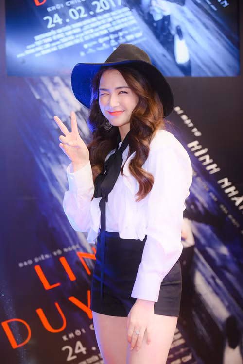 Hòa Minzy cũng tham gia tác phẩm. Sau thời gian tích cực giảm cân, giọng ca người Bắc Ninh đã thon thả hơn. vo-chong-truong-quynh-anh-hon-nhau-giua-chon-dong-nguoi-9