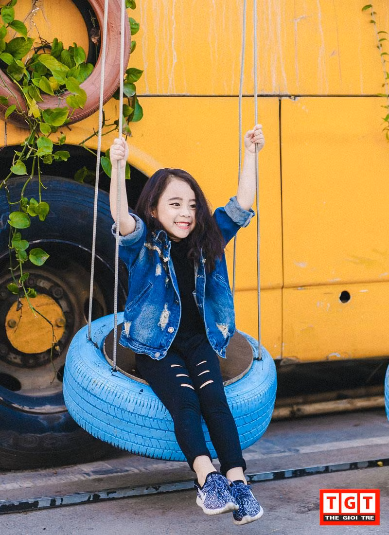 Siêu mẫu nhí 6 tuổi với style cực sành điệu ở Hà Thành ảnh 9