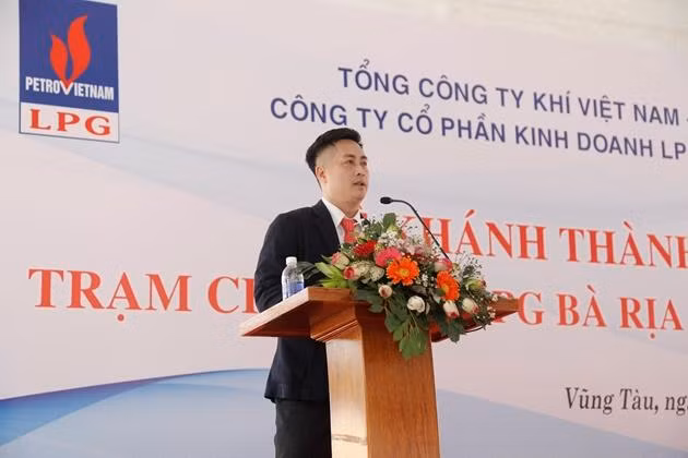 Ông Nguyễn Hải Long – Giám đốc PV GAS LPG cảm ơn sự đồng hành và giúp đỡ tận tình của BR-VT, giúp Công ty hoàn thành dự án đúng tiến độ. Ông Nguyễn Hải Long – Giám đốc PV GAS LPG cảm ơn sự đồng hành và giúp đỡ tận tình của BR-VT, giúp Công ty hoàn thành dự án đúng tiến độ.