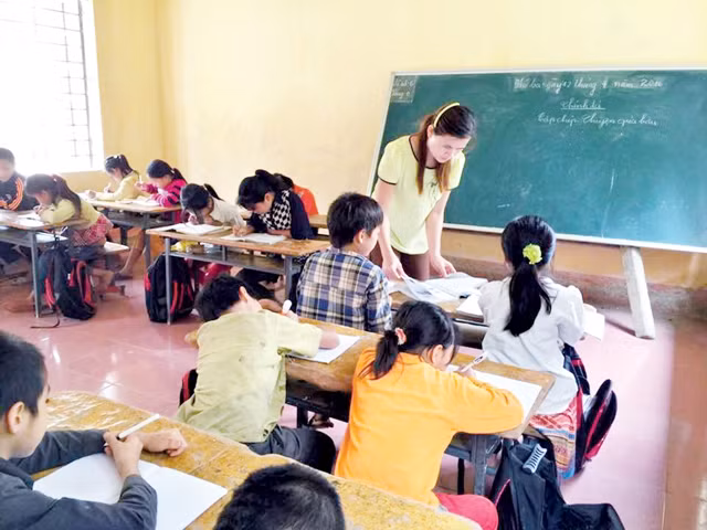 Giáo viên cần chủ động trau dồi kiến thức đạo đức. Ảnh; Thanh Long