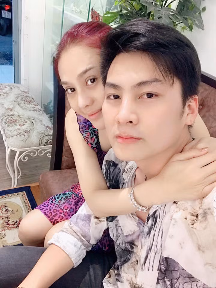 lam khanh chi xinh dep khoe anh con trai cung, fan khen het loi hinh anh 9
