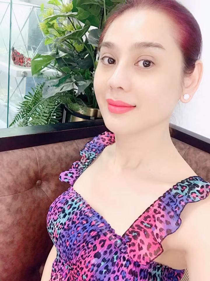 lam khanh chi xinh dep khoe anh con trai cung, fan khen het loi hinh anh 8