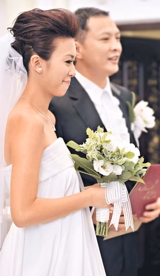 Đường Ninh: Hoa đán dễ thương nhất Hong Kong từng dọn dẹp vệ sinh kiếm thêm thu nhập và cuộc sống ít ai ngờ sau khi rời TVB - Ảnh 8.