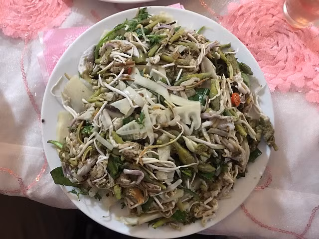 Đặc sản nộm hoa ban bùi béo có 1-0-2 thơm nưng nức "gây thương nhớ" hình ảnh 4 dac san nom hoa ban bui beo co 1-0-2 thom nung nuc "gay thuong nho" hinh anh 4
