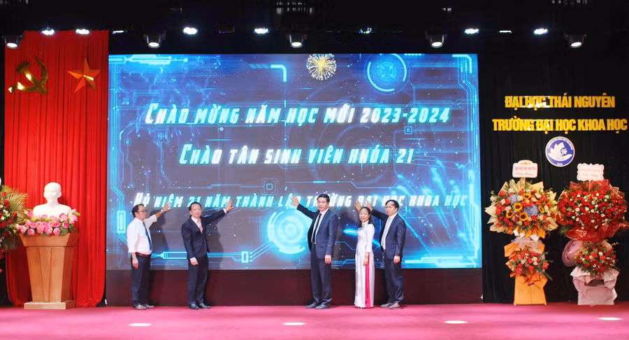 Trường Đại học Khoa học Đại học Thái Nguyên khai giảng năm học mới 2023-2024.