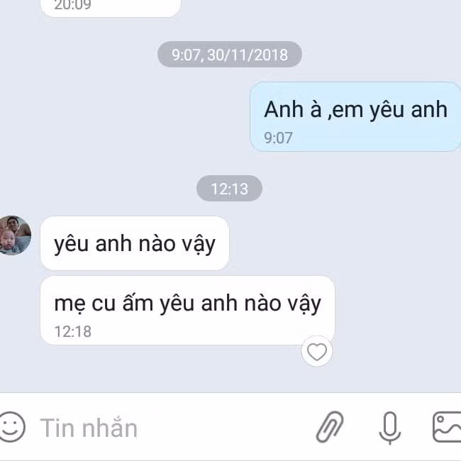 Khi các mẹ bỉm hùa nhau nhắn tin tỏ tình em yêu anh, đây là phản ứng không giống ai của các anh chồng - Ảnh 8. Khi các mẹ bỉm hùa nhau nhắn tin tỏ tình em yêu anh, đây là phản ứng không giống ai của các anh chồng-8
