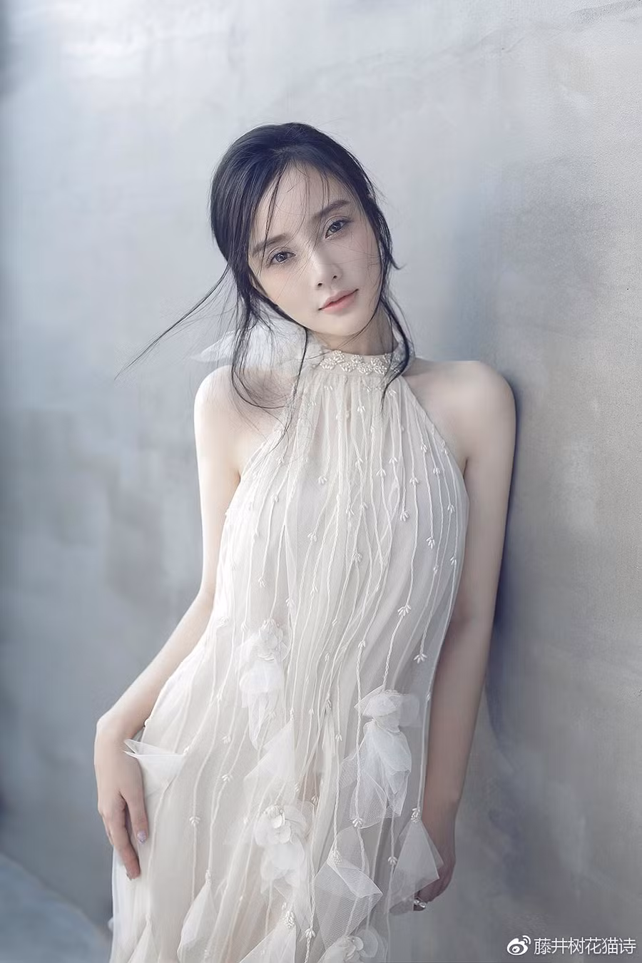 Ly Tieu Lo - anh hau som noi, tan lui vi nhieu lan phan boi chong hinh anh 2