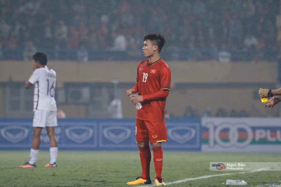 Nhiều báo thế giới đặt niềm tin vào Quang Hải quang hai