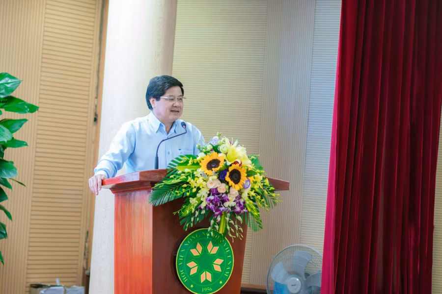 Chủ nhiệm Ủy ban Khoa học, Công nghệ và Môi trường của Quốc hội Phan Xuân Dũng phát biểu tại buổi làm việc.