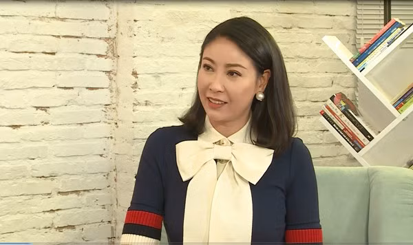  MC Hà Kiều Anh tâm sự cô biết yêu khi mới 14 tuổi. 