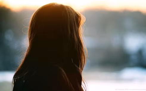 phai lam gi khi tro tranh doi tac bat dac di voi nguoi yeu cu hinh 1
