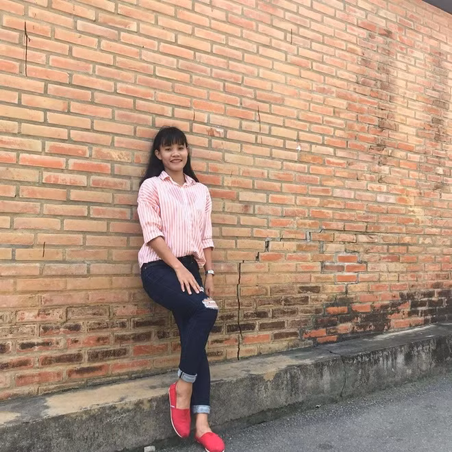 Gu thời trang cá tính của Hoàng Thị Loan và dàn cầu thủ nữ Việt Nam ảnh 6 Hoang Thi Loan va dan cau thu nu Viet deu co gu an mac ca tinh hinh anh 6 32720276_1994414960780979_4360188650722426880_o_1.jpg
