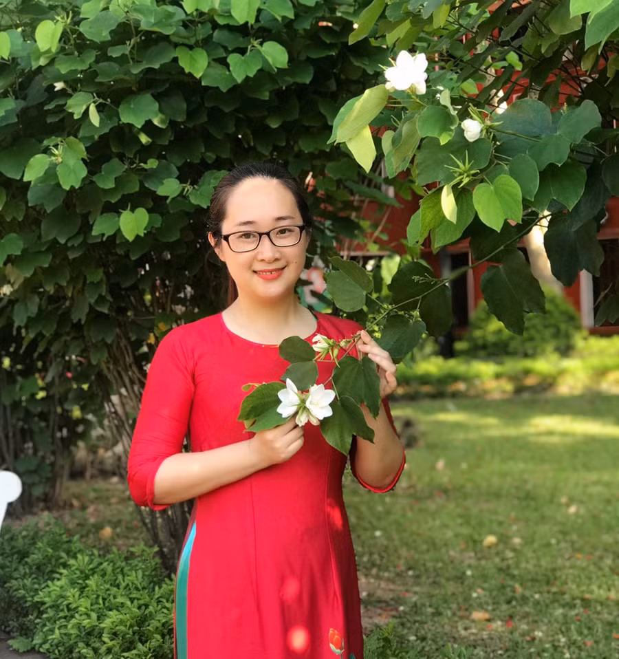 Cô giáo Trần Thị Thanh Huệ.