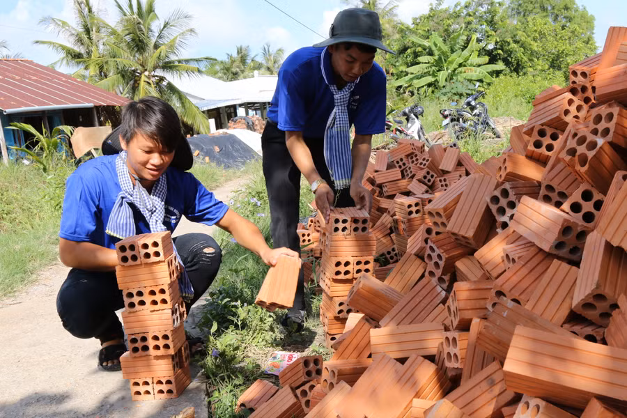 Đoàn trường Đại học Kiên Giang hướng về nông thôn