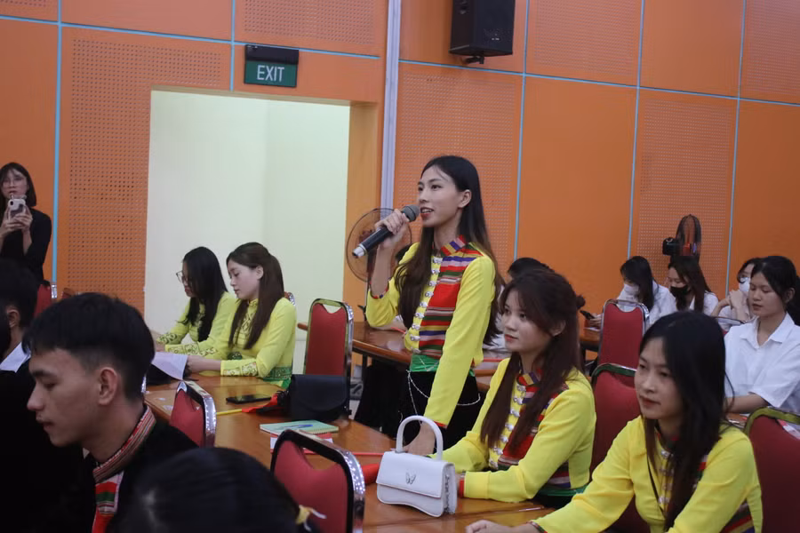 Thúc đẩy sự phát triển và bình đẳng giới cho phụ nữ và trẻ em gái người DTTS.