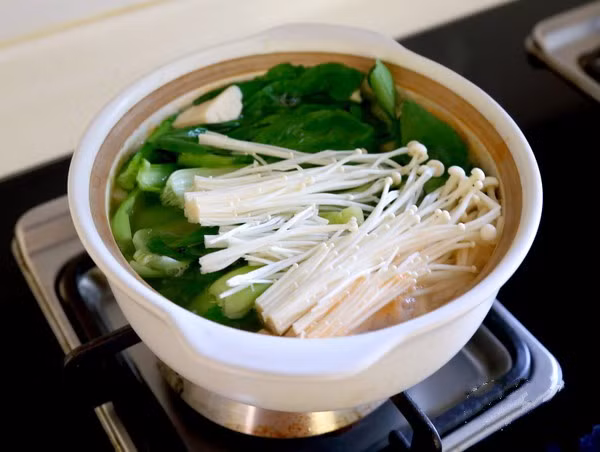 Nếu bạn cần giảm cân, bữa tối chỉ nên ăn một tô canh đậu nấu nấm là đủ! ảnh 5