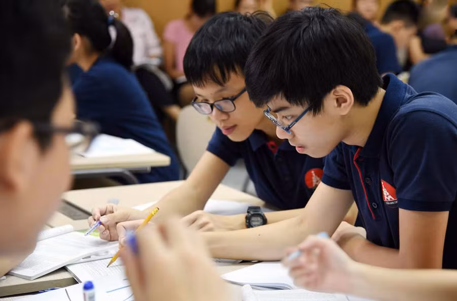 Học để làm sao sau này khi gấp sách lại HS vẫn còn nhớ kiến thức, thi xong rồi vẫn nhớ, khi trưởng thành những kiến thức cơ bản vẫn được ghi nhớ