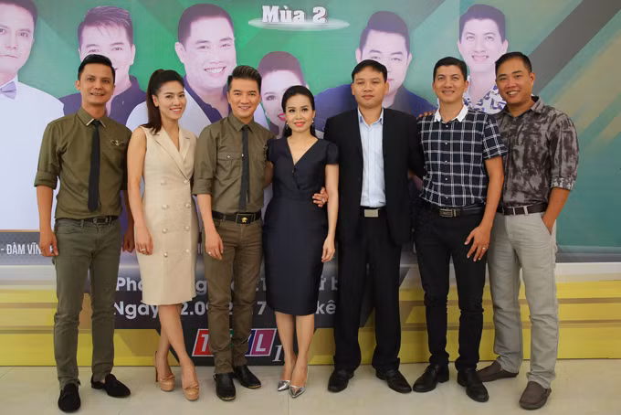 "Tuyệt đỉnh song ca 2017" phát sóng lúc 21h thứ ba hàng tuần trên kênh THVL1, bắt đầu từ 12/9. mr-dam-cm-ly-may-man-co-duoc-minh-vy-9