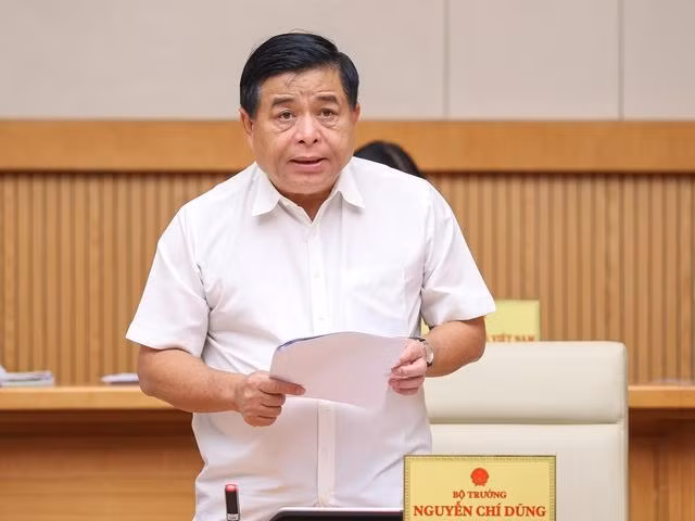 Bộ trưởng Bộ Kế hoạch và Đầu tư Nguyễn Chí Dũng nhận định nền kinh tế tiếp tục xu hướng phục hồi tích cực, lạm phát được kiểm soát - Ảnh: VGP/Nhật Bắc