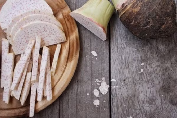 Cây khoai môn có một thứ cực tốt cho sức khỏe nhưng mọi người thường vứt đi - Ảnh 2. Cây khoai môn có một thứ cực tốt cho sức khỏe nhưng mọi người thường vứt đi - Ảnh 2.