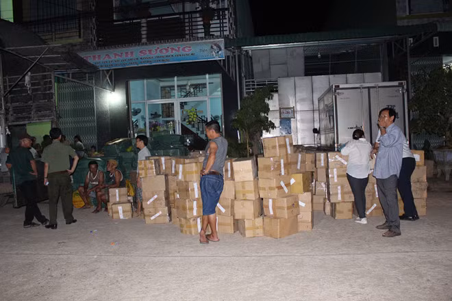 Phát hiện hơn 72.000 sách giáo khoa nghi làm giả - ảnh 3