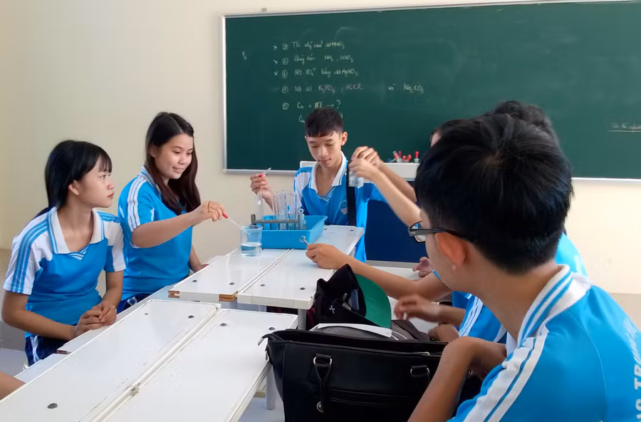 Hướng đến phát triển năng lực của người học